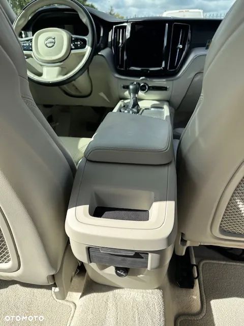 Volvo XC 60 T5 AWD Inscription - 16