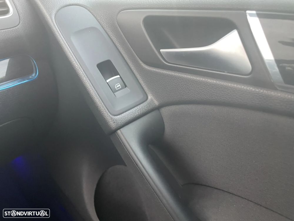 VW Golf 2.0 GTI - 17