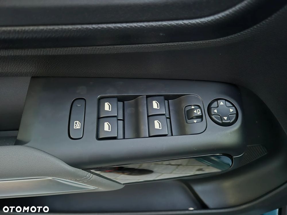 Citroën C5 Aircross BlueHDI 130 S&S EAT8 SHINE PACK - 25