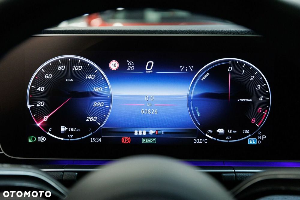 Mercedes-Benz GLE - 38