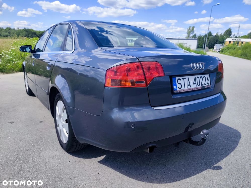 Audi A4 Limousine - 6