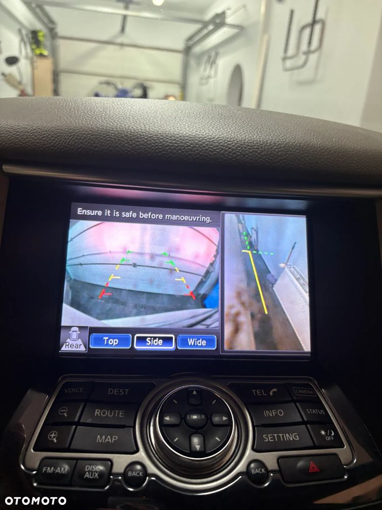 Infiniti FX FX30d GT Premium - 38