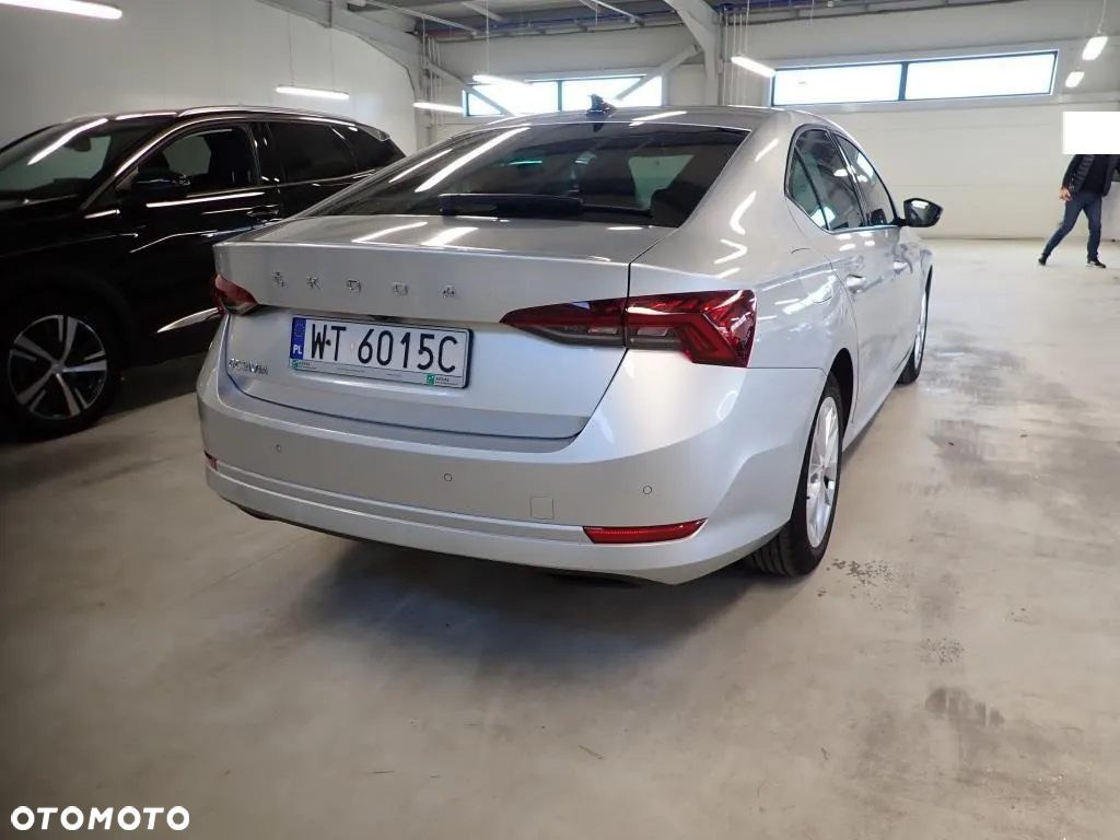 Skoda Octavia 1.5 TSI ACT Ambition - 4