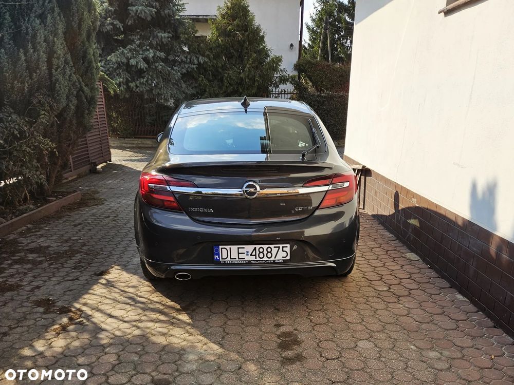 Opel Insignia 2.0 4x4 - 12