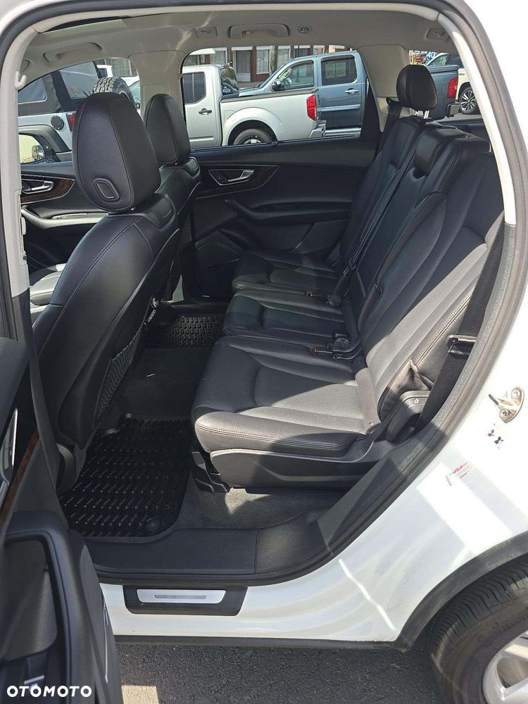 Audi Q7 3.0 TFSI Quattro Tiptronic - 8