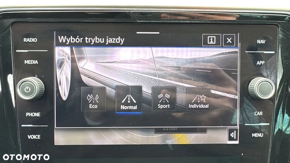 Volkswagen Passat - 26