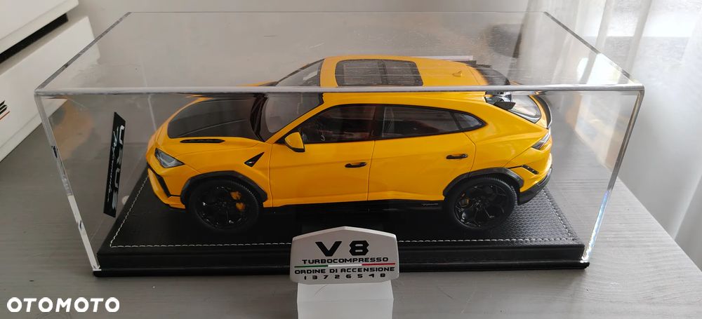 Lamborghini Urus - 1