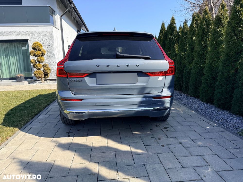 Volvo XC 60 Recharge T8 AWD AT Ultimate Bright - 4