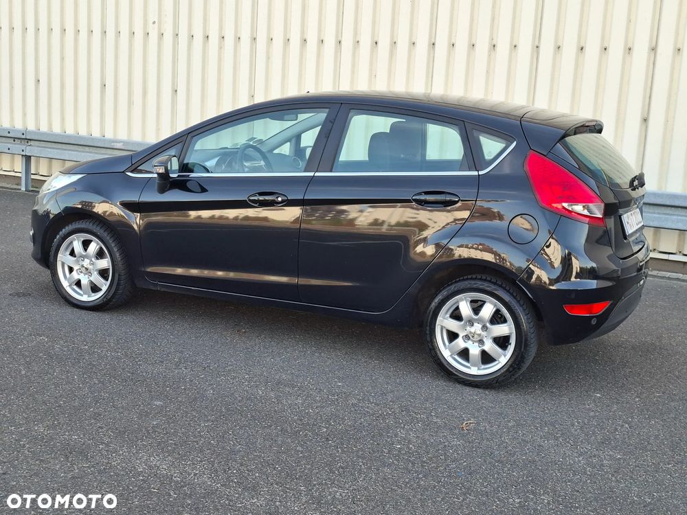 Ford Fiesta 1.25 Titanium - 4