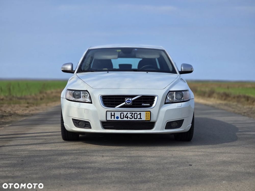 Volvo V50 D5 R-Design Momentum - 10