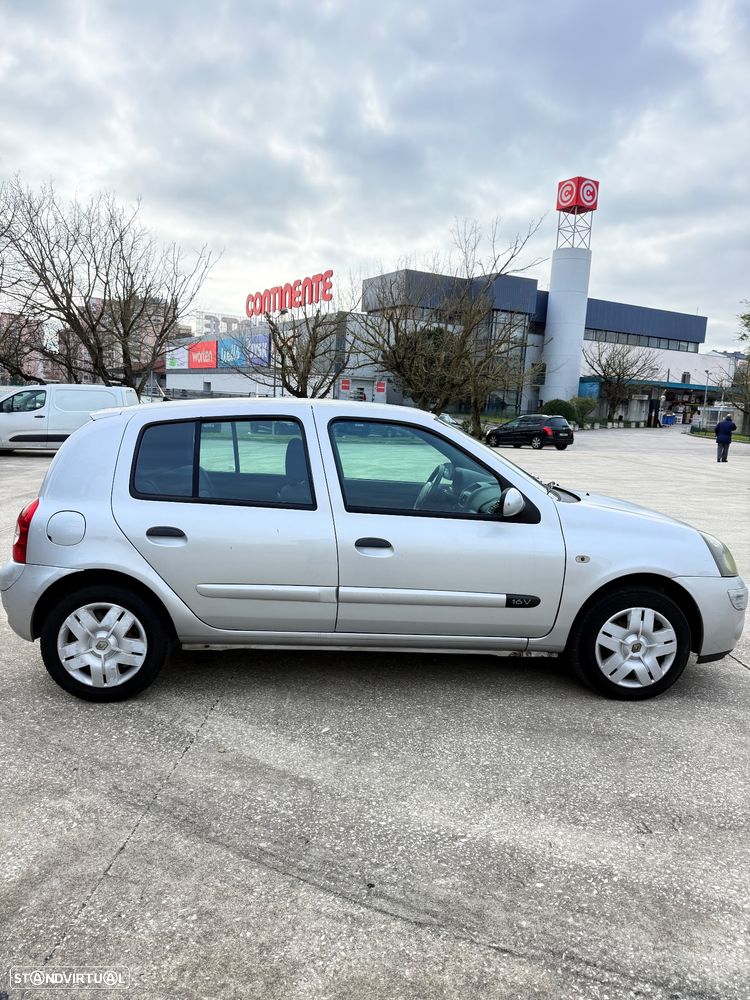 Renault Clio 1.2 16V Authentique - 6