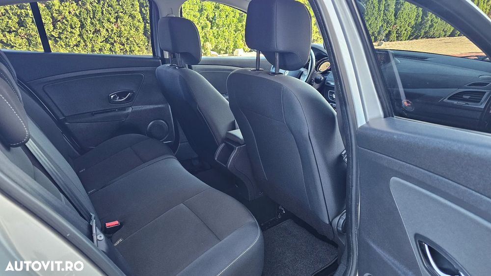 Renault Megane ENERGY TCe 115 Start & Stop LIMITED - 8