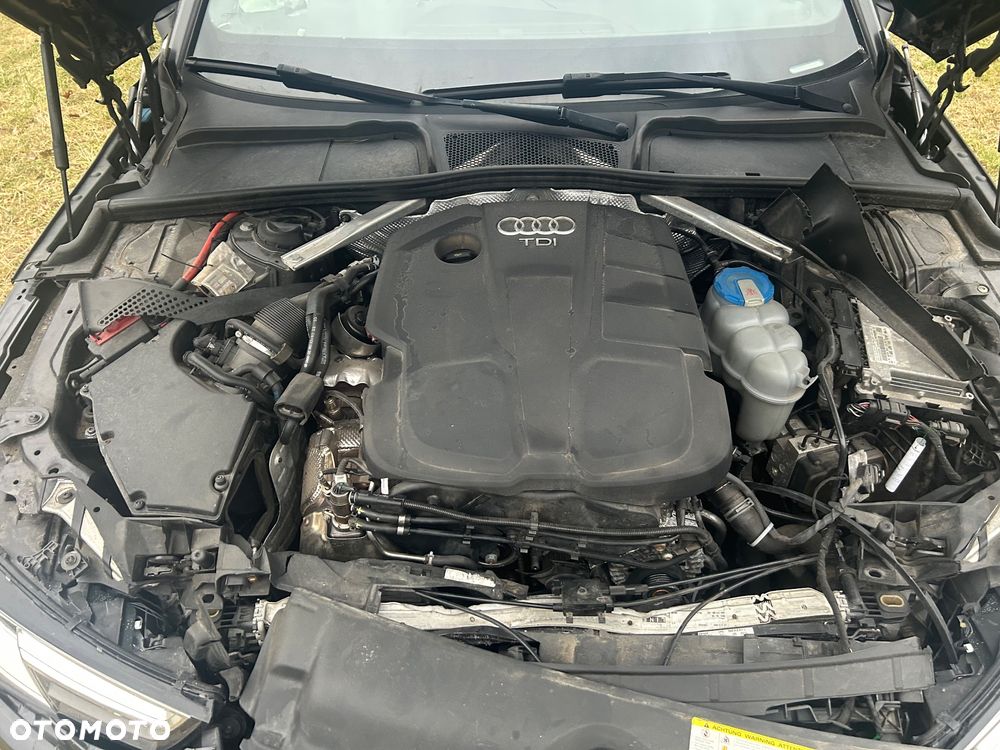 Audi A4 Avant 2.0 TDI Sport S tronic - 15