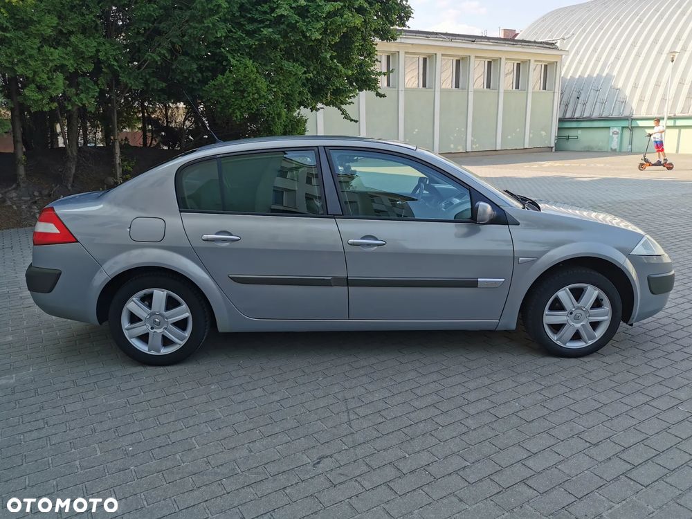 Renault Megane 1.4 Confort Authentique - 8