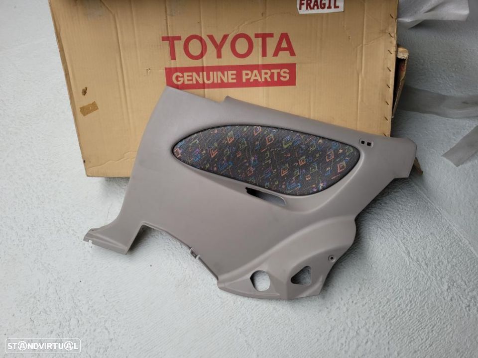 Forra Painel Toyota Corolla 98 3 portas (Nova original) - 1