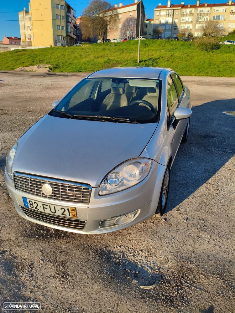 Fiat Linea 1.3 M-Jet Emotion Dualogic - 4