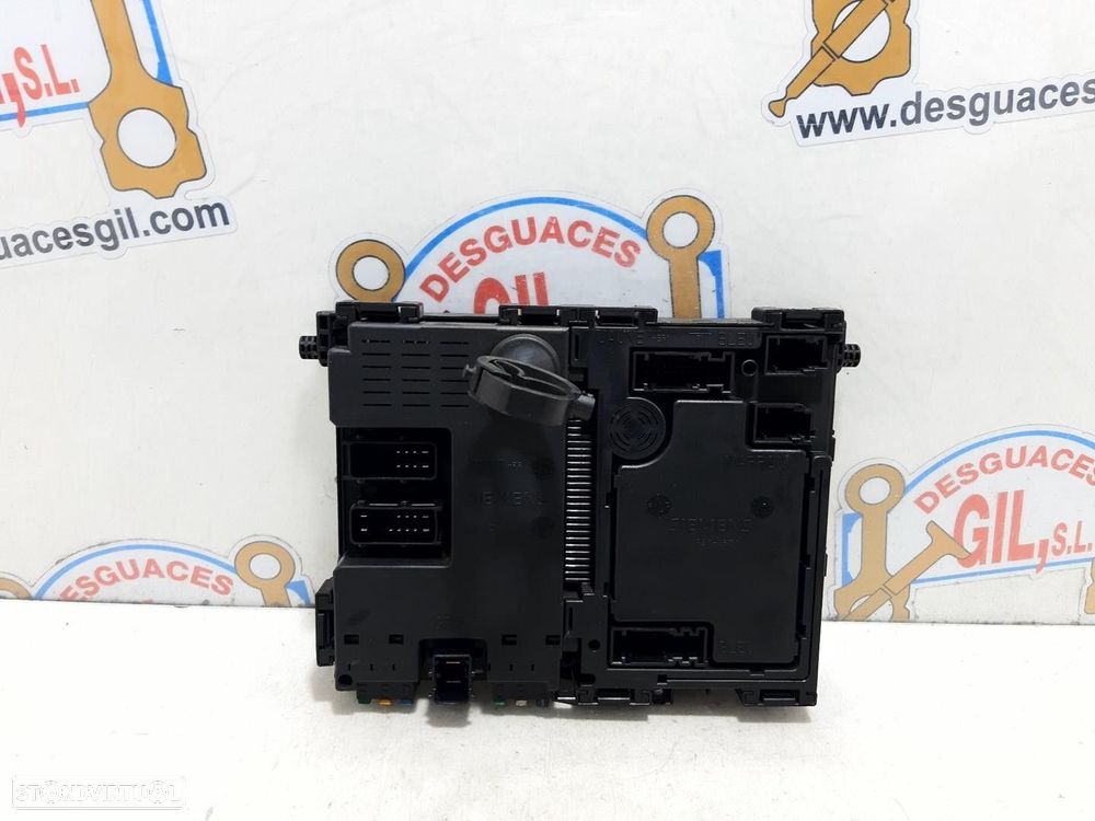 CAIXA RELÉS / FUSÍVEIS PEUGEOT 206 FASTBACK 1999 - 2