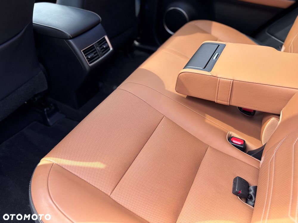 Lexus NX 300h E-FOUR Executive Line - 31