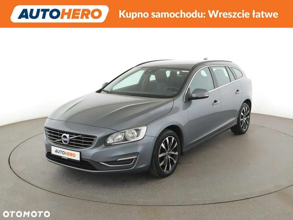 Volvo V60 D2 Summum - 2