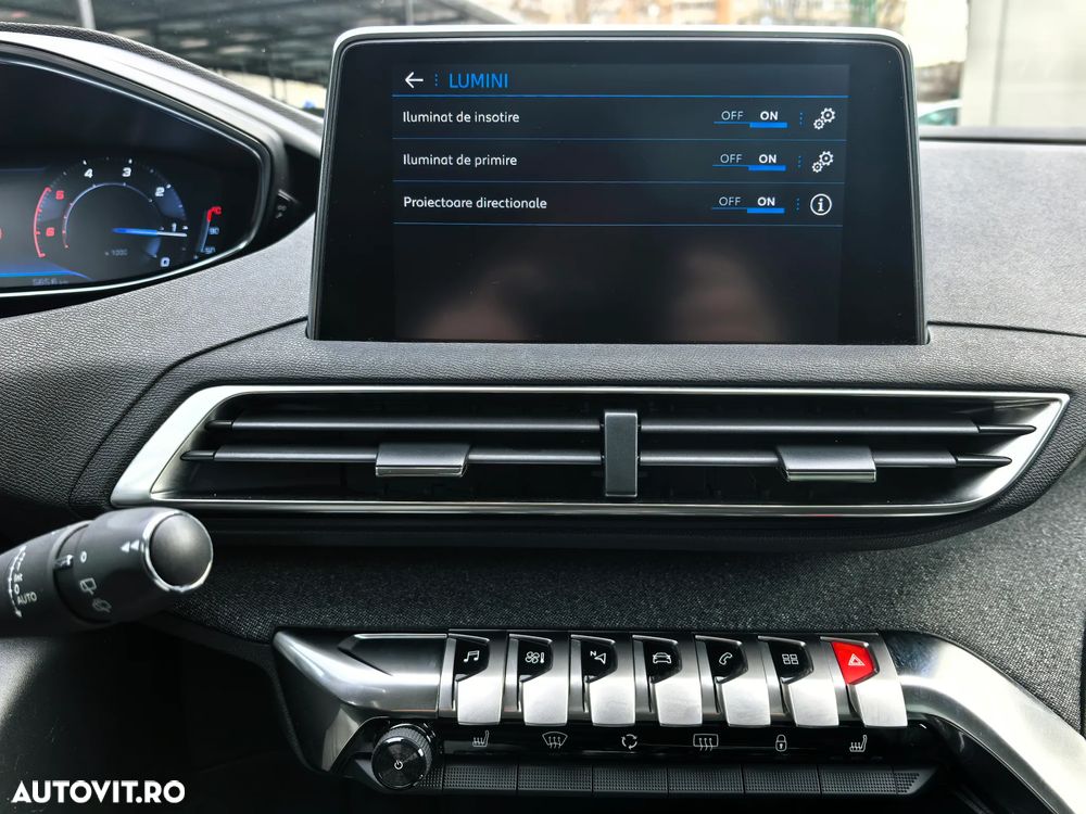 Peugeot 5008 BlueHDI 130 EAT8 Allure Pack - 22