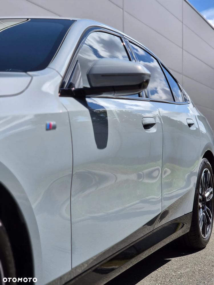 BMW Seria 5 - 30