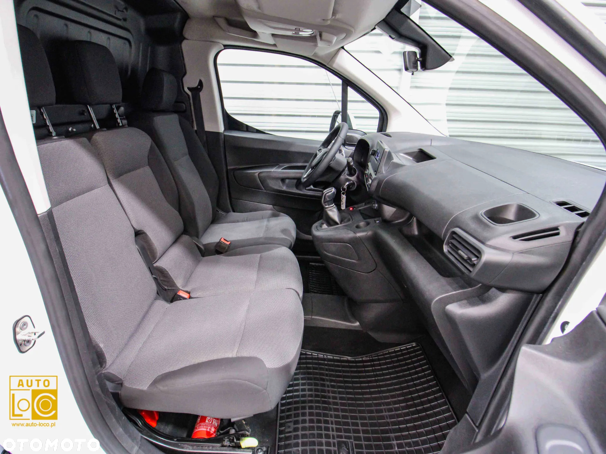 Opel COMBO FURGON - 10