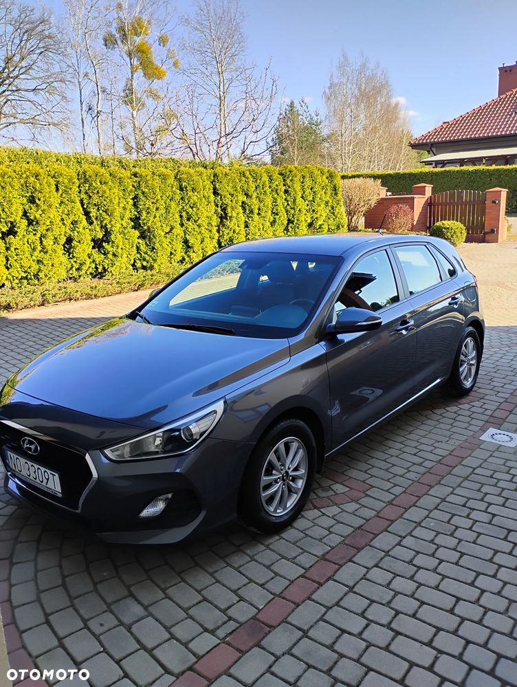 Hyundai i30 1.4 Classic + - 21