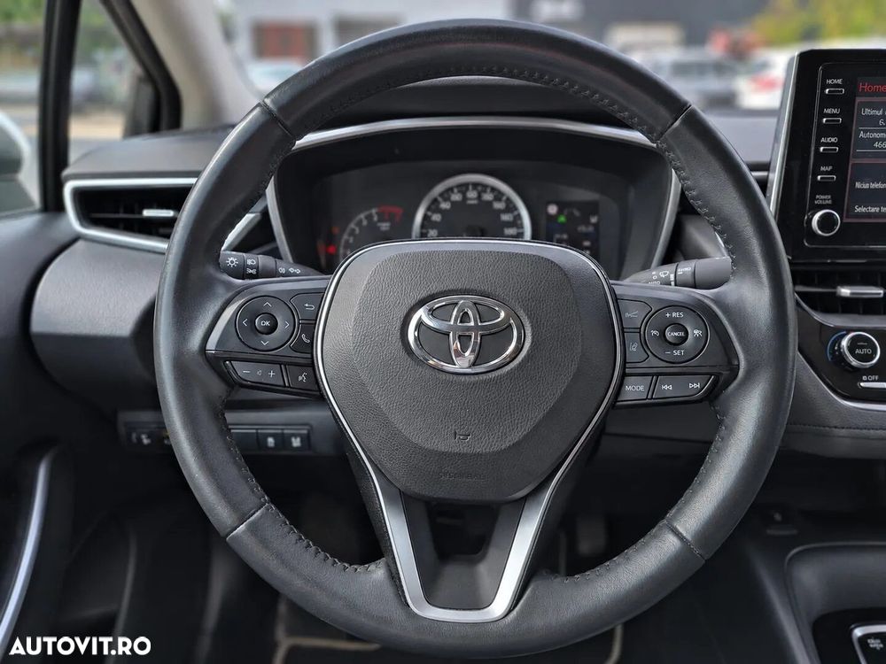 Toyota Corolla 1.8 HSD Business - 10