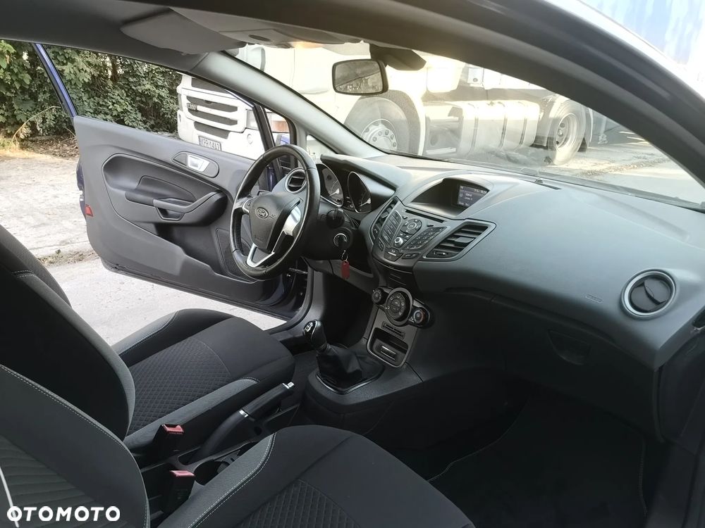 Ford Fiesta 1.25 Champions Edition - 18
