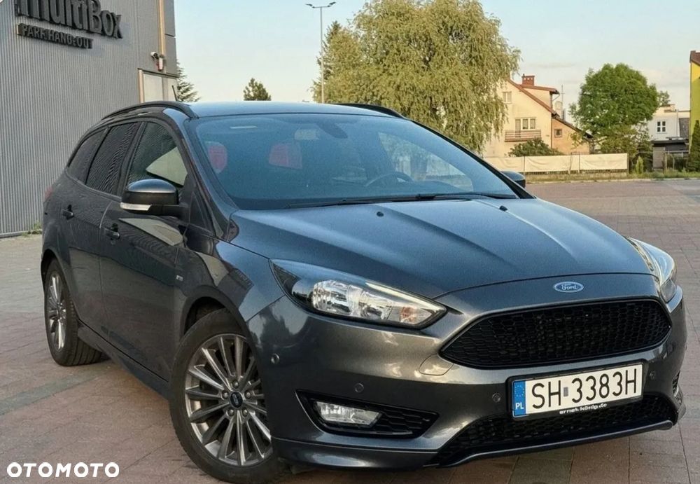 Ford Focus 1.5 EcoBoost Start-Stopp-System ST-LINE - 4