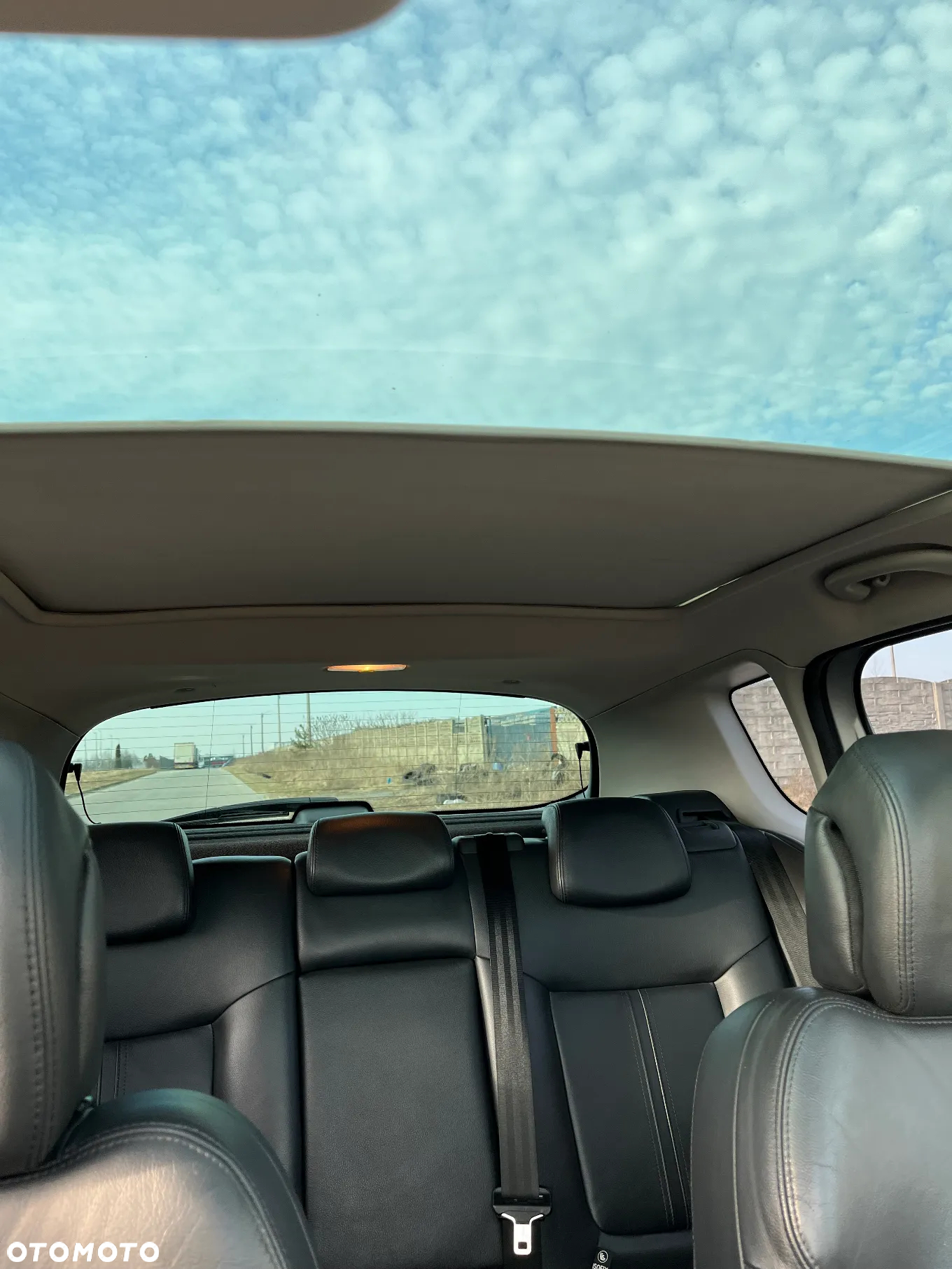 Peugeot 3008 1.6 HDi Premium - 17