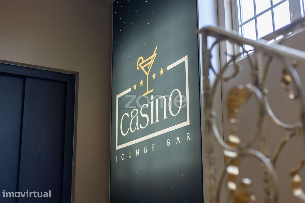 Trespasse de Espaço Comercial - Casino Lounge Bar - Vizela - Grande imagem: 2/36