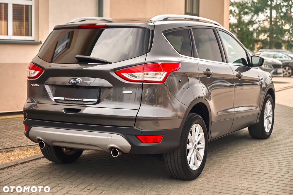 Ford Kuga 1.6 EcoBoost 2x4 Titanium - 10