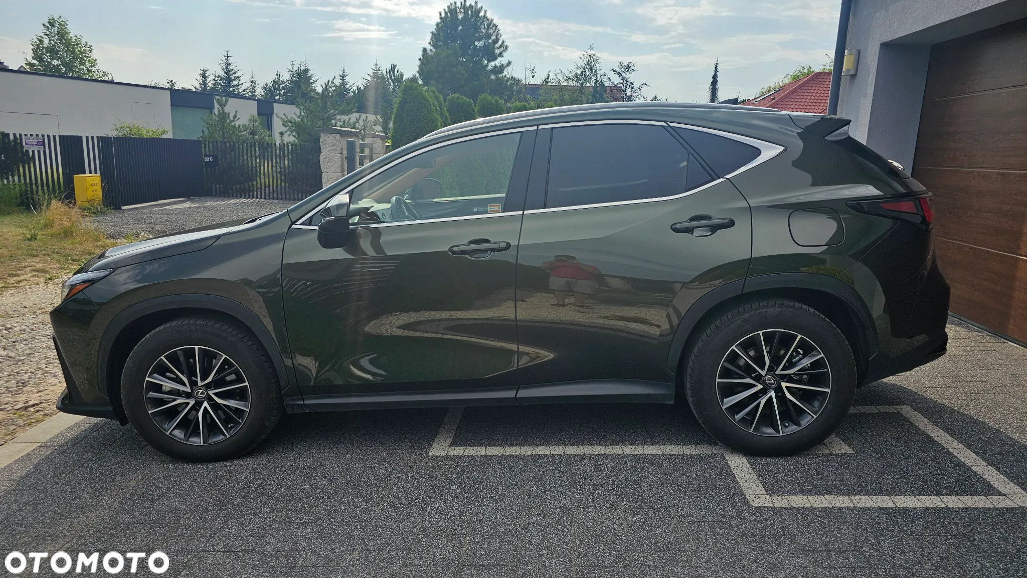 Lexus NX 450h+ Prestige AWD - 3