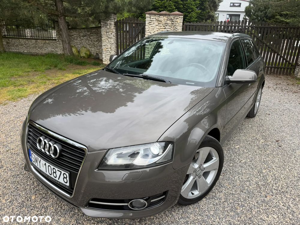 Audi A3 Sportback 2.0 TDI DPF Attraction - 1