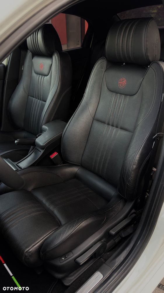 Alfa Romeo 159 1.9 JTDM 16V DPF ti - 24