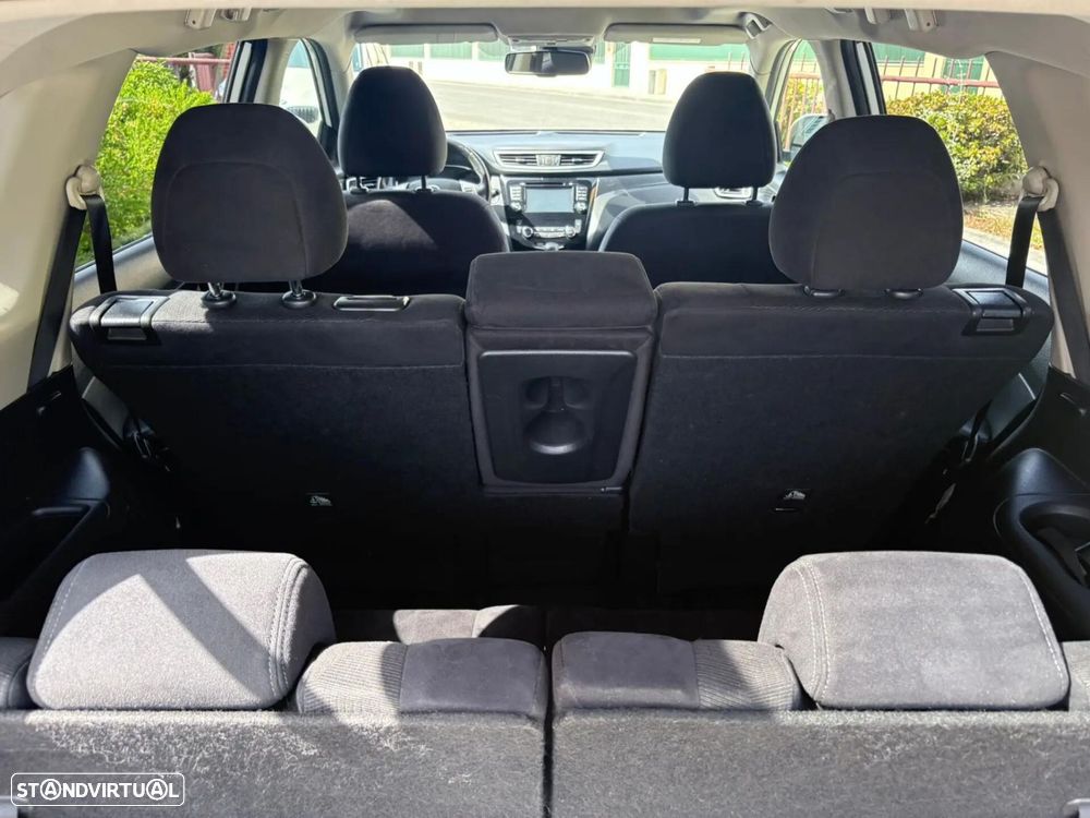 Nissan X-Trail 1.6 dCi Tekna Xtronic - 32