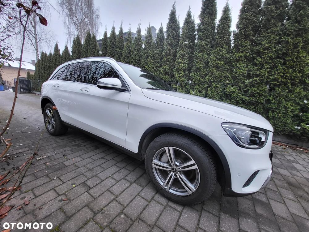Mercedes-Benz GLC 300 4Matic 9G-TRONIC - 2
