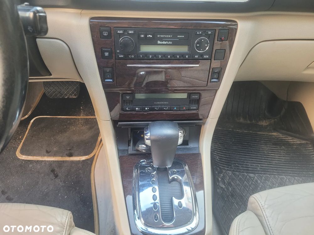 Skoda Superb 1.9 TDI Platinum - 11
