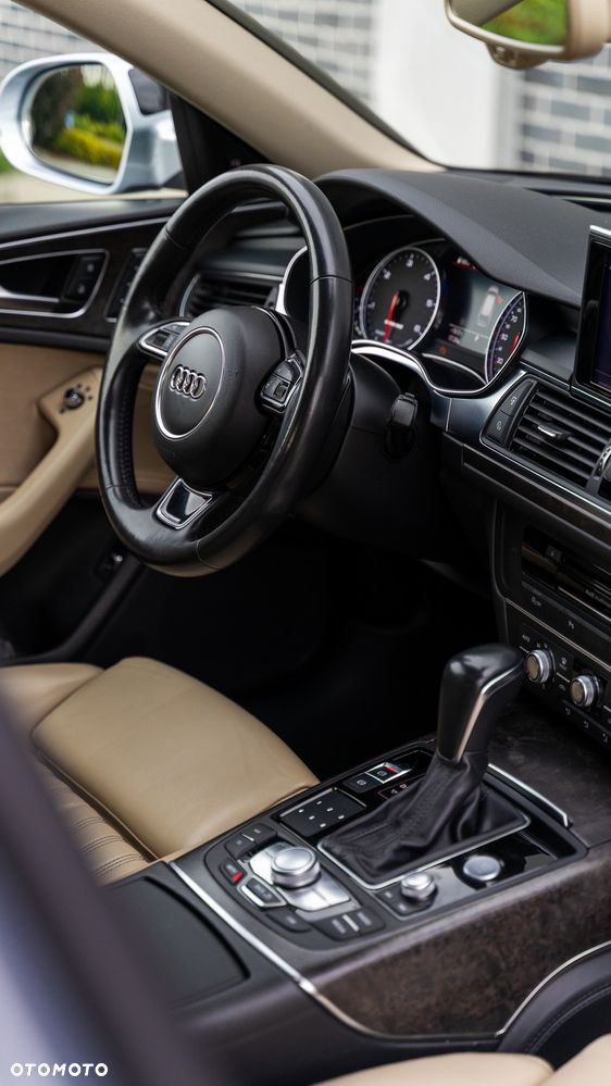 Audi A6 Allroad - 12