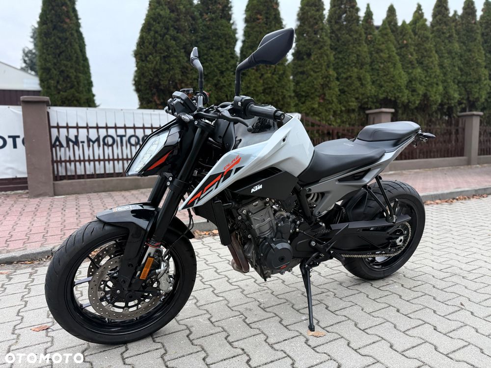KTM Duke 790 - 20
