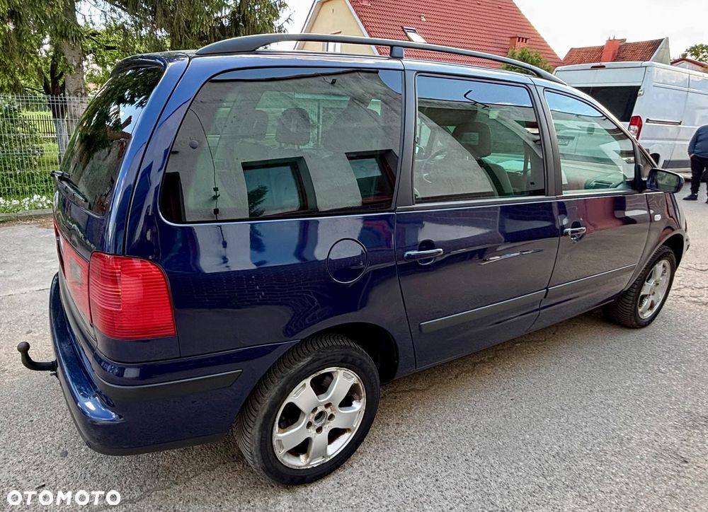 Volkswagen Sharan 2.8 V6 Highline 4Mot - 3