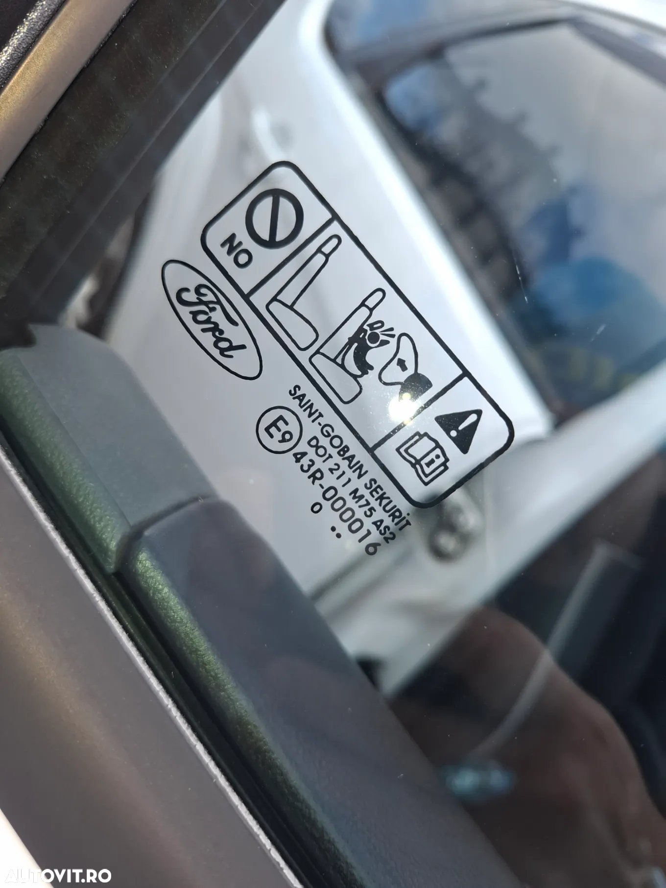 Ford Focus - 9