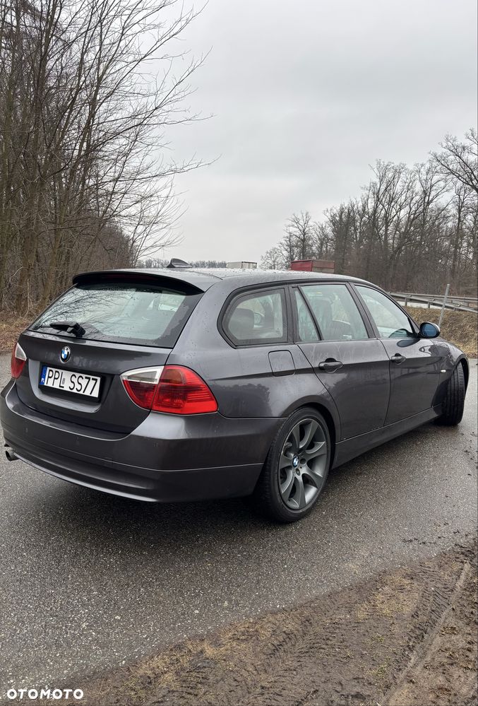 BMW 3 Series 2006 photo 2