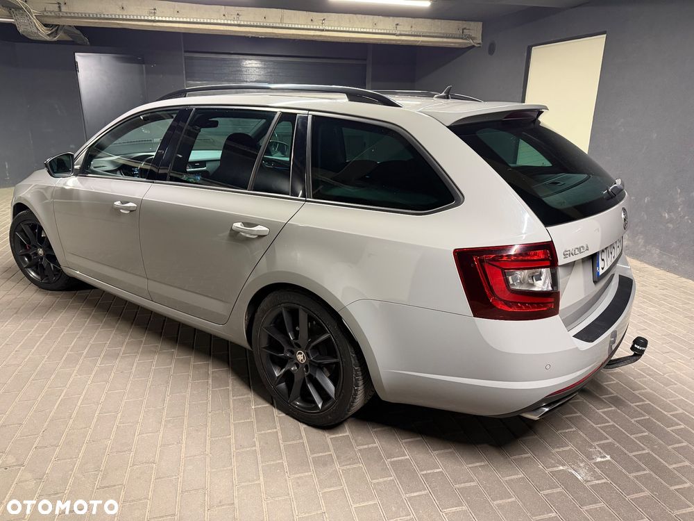 Skoda Octavia 2.0 TSI RS 245 DSG - 10