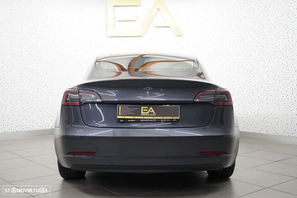 Tesla Model 3 Standard Range Plus RWD - 5