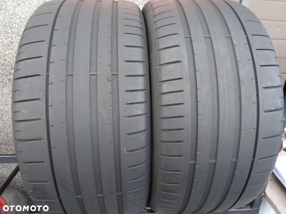 275/35/R19 100Y Pirelli Pzero PZ4 - 1