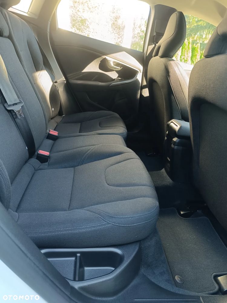 Volvo V40 D2 Drive-E Kinetic - 19