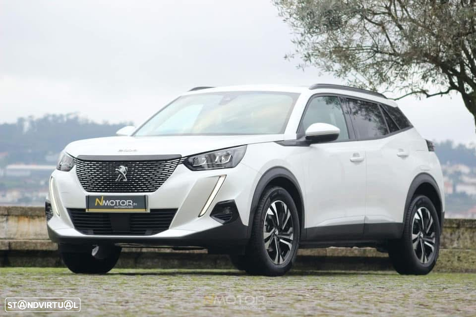 Peugeot 2008 1.2 PureTech Allure Pack EAT8 - 13
