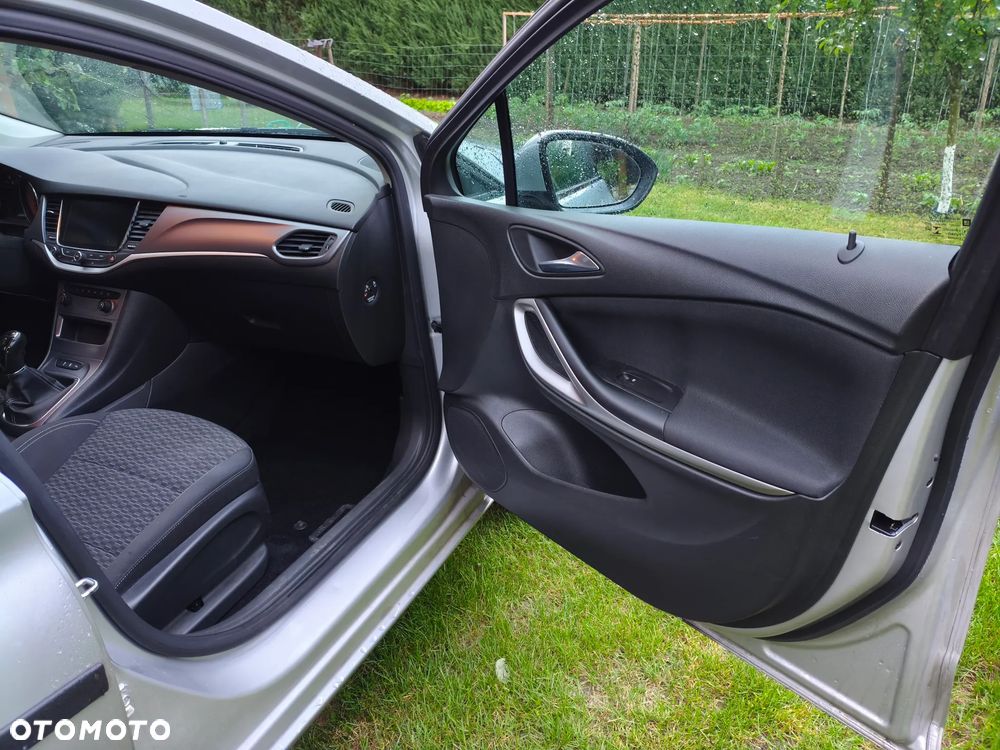Opel Astra - 16